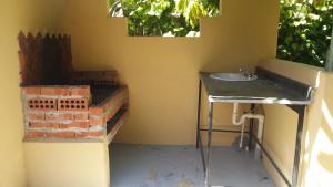 Εγκαταστάσεις μπάρμπεκιου για όλους τους επισκέπτες του δωματίου σε οικογενειακή κατοικία