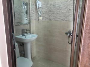 Koupelna v ubytování Chaki Hotel