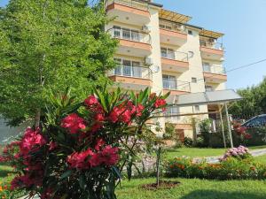 Imagen de la galería de Rezovo Family Hotel, en Rezovo