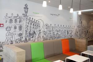 Posezení v ubytování ibis Styles Nancy Sud