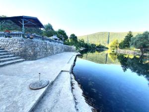 Fotografie z fotogalerie ubytování Saraj Guest House v destinaci Kulen Vakuf + 76 fotografií