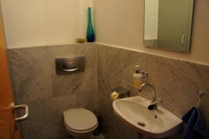 Ένα μπάνιο στο Appart Manuela +28 φωτογραφίες