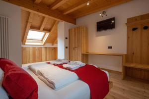 Ένα ή περισσότερα κρεβάτια σε δωμάτιο στο Casa Corte dei Rode