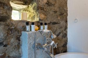 Kúpeľňa v ubytovaní La Civera - Nesso Lake Como by Rent All Como + 37 fotografií