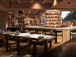 A restaurant or other place to eat at The Emporium Hotel Plovdiv - MGallery Collection