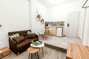 Kuchyň nebo kuchyňský kout v ubytování The 9 Project - Thessaloniki City Centre + 37 fotografií