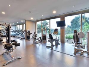 The fitness center and/or fitness facilities at Rixos The Palm Luxury Suite Collection - Ultra All Inclusive