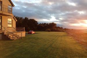 Gallery image of River View Log Cabin Pod - 5 star Glamping Experience in Muff