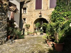A garden outside Borgata Cantone Country House B&B