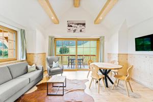 Photo de la galerie de l'établissement SCHWARZENBACH - Apartments & Rooftop Pool, à Feldberg