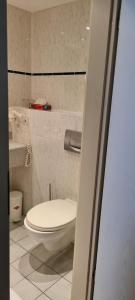 Koupelna v ubytování Hotel Garni "Am Ellinger Tor"