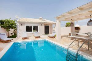 Πισίνα στο ή κοντά στο Ninos Corfu Villas