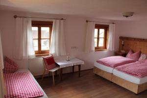 En eller flere senge i et værelse på Uhlerhof