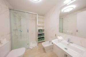 Koupelna v ubytování MEDANO4YOU La Tejitas Best Seaview Penthouse