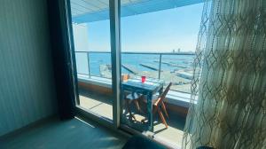 Kép Luxury 2 Room Suite Apartment With Seaview In Center szállásáról Isztambulban a galériában