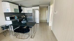 Kép Luxury 2 Room Suite Apartment With Seaview In Center szállásáról Isztambulban a galériában