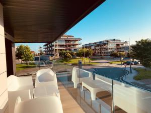 Μπαλκόνι ή βεράντα στο CANELAS SUITES PREMIUM NUEVOS con PISCINA, AMPLIAS TERRAZAS Y GARAJE