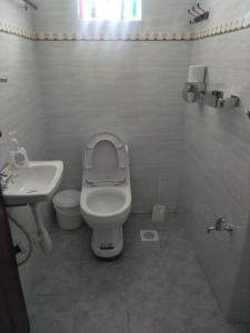 Bathroom sa Alken Homes - Two Bedroomed, Naivasha