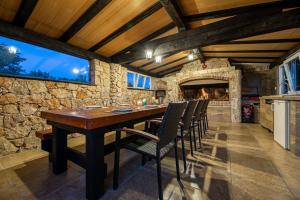 Galería fotográfica de Villa MALI RAJ en Šilo