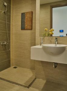 Phòng tắm tại Mavis Apt Vinhome Ocean Park