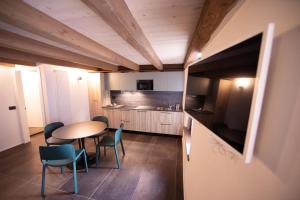 Virtuvė arba virtuvėlė apgyvendinimo įstaigoje Bhotanica - ospitalità e natura