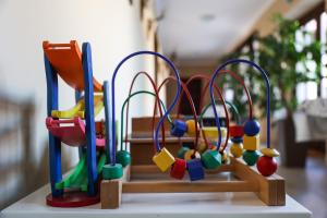 Photo de la galerie de l'établissement Szarvas apartman - Jakuzzis Vendégház Mány, à Mány 101 autres photos