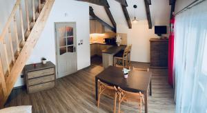 Kuchyňa alebo kuchynka v ubytovaní Chata Barborka, apartmán 8