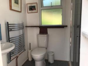 Bagno di Holifield Farm Hostel & Community Project