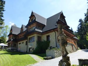 Zahrada ubytování Hotel Dwór Karolówka