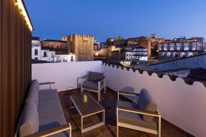 Balkón nebo terasa v ubytování Apartamentos El Patio Plaza Mayor Cáceres