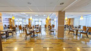 Restoran või mõni muu söögikoht majutusasutuses Hotel Leda Spa - Adults Only