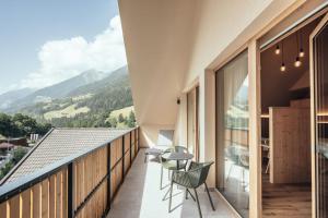 Nespecifikovaný výhled na hory nebo výhled na hory při pohledu z hotelu