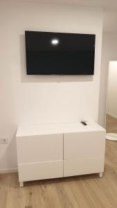 TV o dispositivi per l'intrattenimento presso Fiorino Rooms Korčula