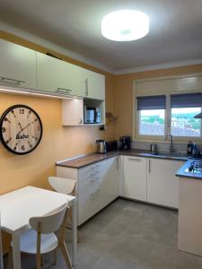Ett kök eller pentry på Apartment Costa Brava en Verges