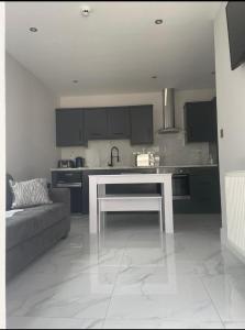 Köök või kööginurk majutusasutuses Apt 3, Lisvarna House