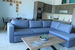 Φωτογραφία από το άλμπουμ του Lakis Luxury Apartment στην Κεραμωτή
