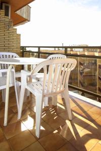 Balkón alebo terasa v ubytovaní Apartamentos Bahia Dorada y Iris