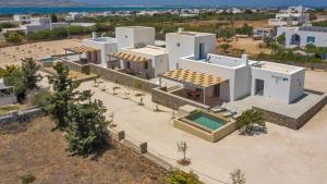 Afbeelding uit fotogalerij van Bluebell Resort Villa SUNRISE in Kampos Paros