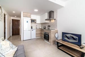 VB San Fermín 2BDR Apt with Sea Views, Benalmádena ...