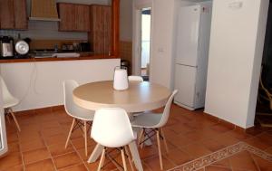 A kitchen or kitchenette at Casa Verde