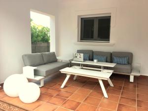 A seating area at Casa Verde