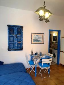 Posezení v ubytování Yacht Front Studio - Back Yard - No 8 + 18 fotografií