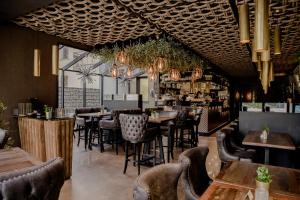 Εστιατόριο ή άλλο μέρος για φαγητό στο Art Penthouse with Jacuzzi - Krakow Center