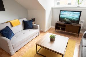 אזור ישיבה ב-Modern Merchant City Apartment by George Square