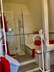 Ein Badezimmer in der Unterkunft Villa Sturm Rüdesheim am Rhein