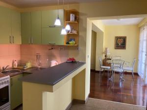 Gallery image of Apartments Radulovic in Petrovac na Moru