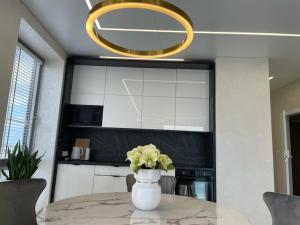 Kuchnia lub aneks kuchenny w obiekcie Apartament Faltom 20 Yacht Park Premium