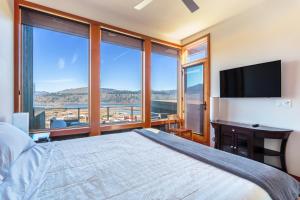 Gallery image of Columbia River Gorge View FOUR Condo in Hood River
