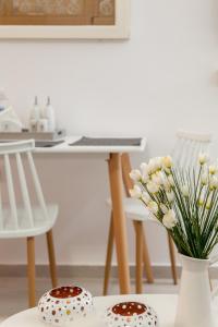Gallery image of Eleni's Studio in Heraklio Town