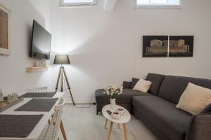 Gallery image of Eleni's Studio in Heraklio Town
